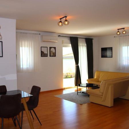 Aurora Luxury Apartment 트로기르 외부 사진