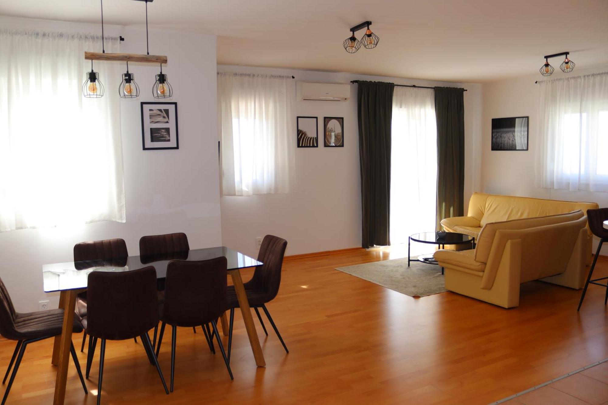 Aurora Luxury Apartment 트로기르 외부 사진